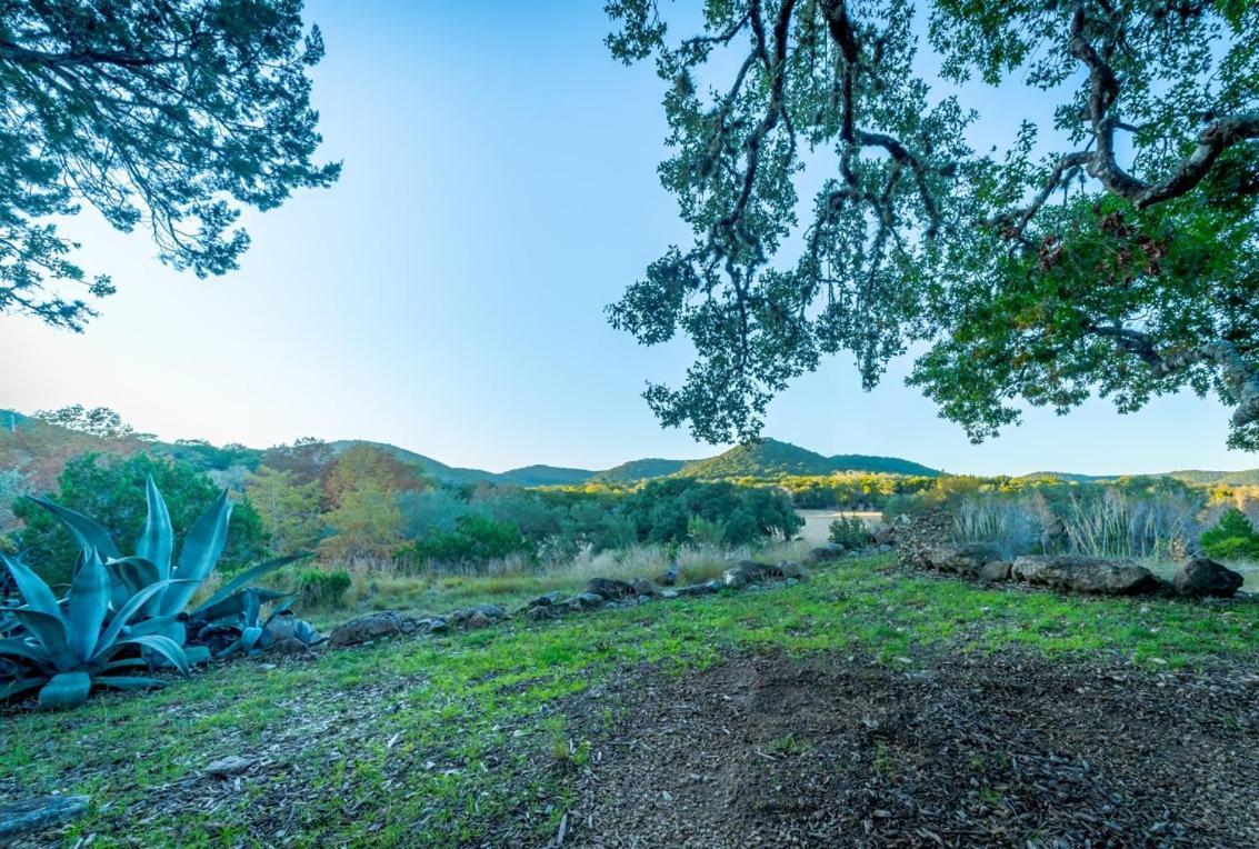 Casitas At Madrona Ranch - Casita Hotel Pipe Creek Exterior photo